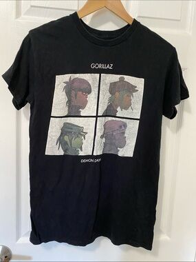 Hot Topic Black Gorillaz Demon Days Graphic Tee with Muted Accent Colors